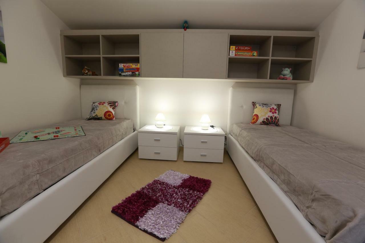 Casa Vacanza Il Dromone Pozzallo Exteriör bild