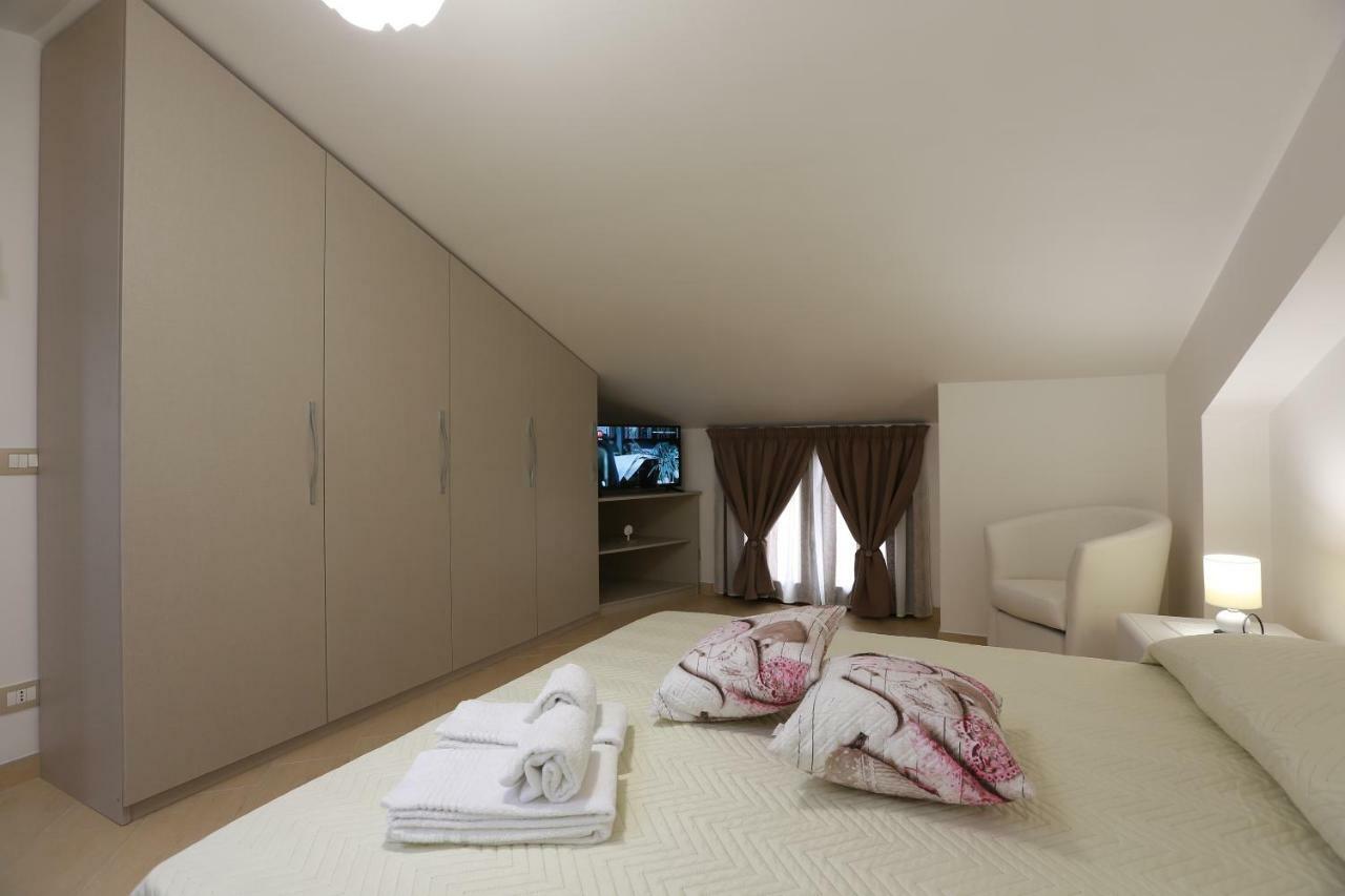 Casa Vacanza Il Dromone Pozzallo Exteriör bild
